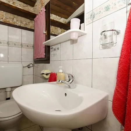 In With Terrace, Wifi Apartment Razanj
