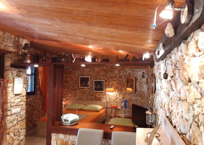 In With Terrace, Wifi *